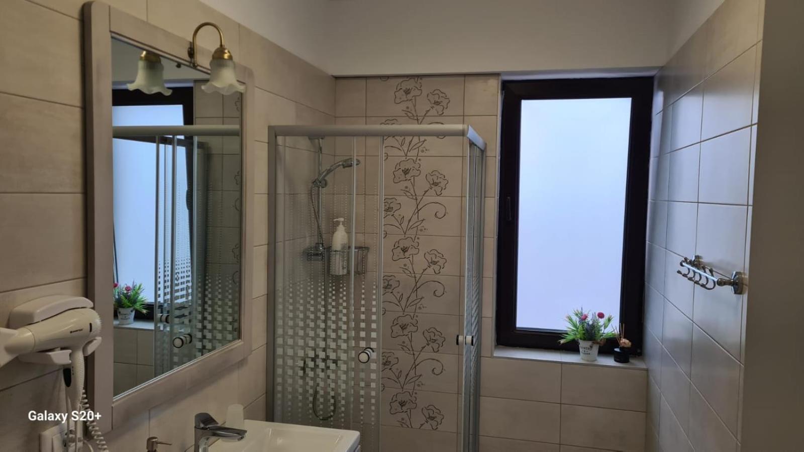 Apartament David Râmnicu Vâlcea Esterno foto