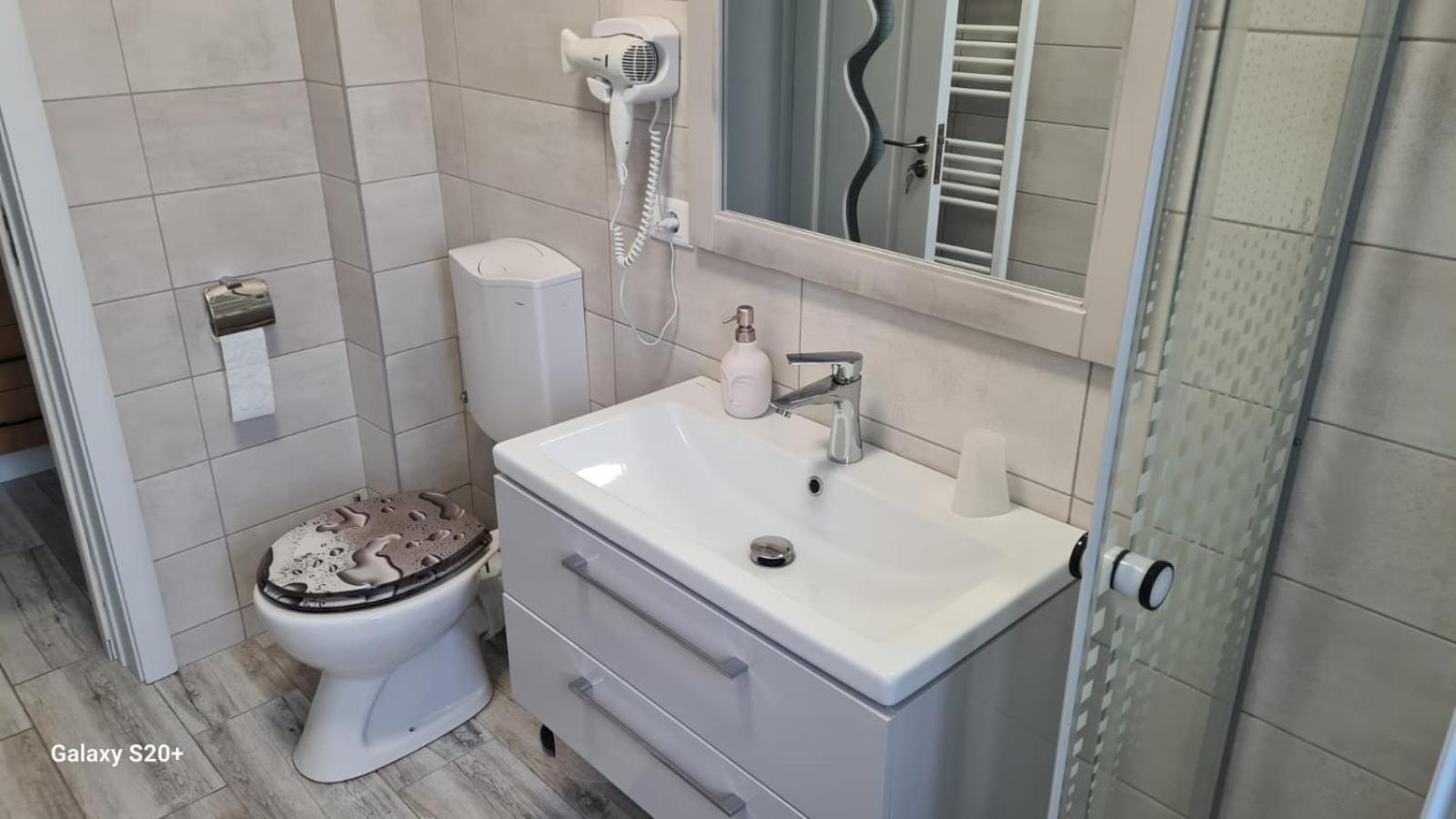 Apartament David Râmnicu Vâlcea Esterno foto